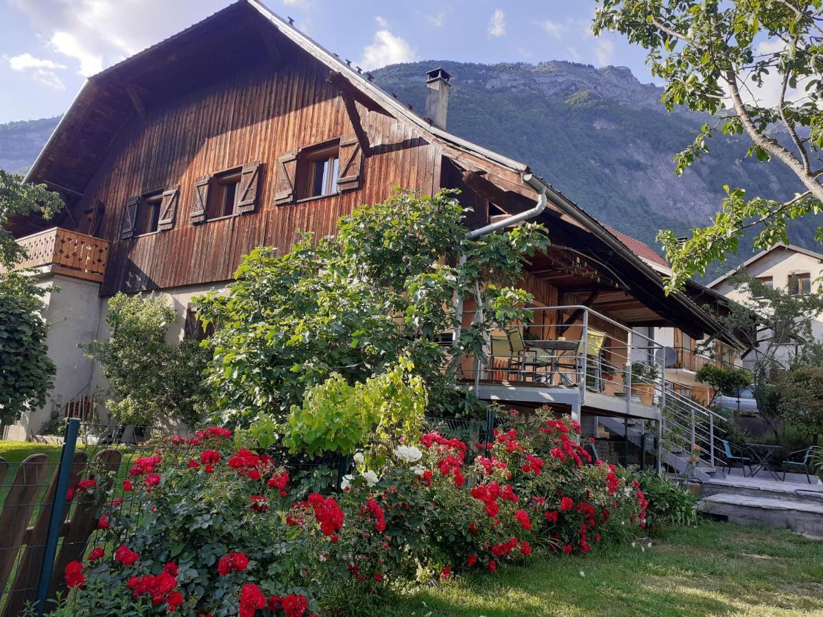 Chez Marie Villa Ugine Exteriör bild